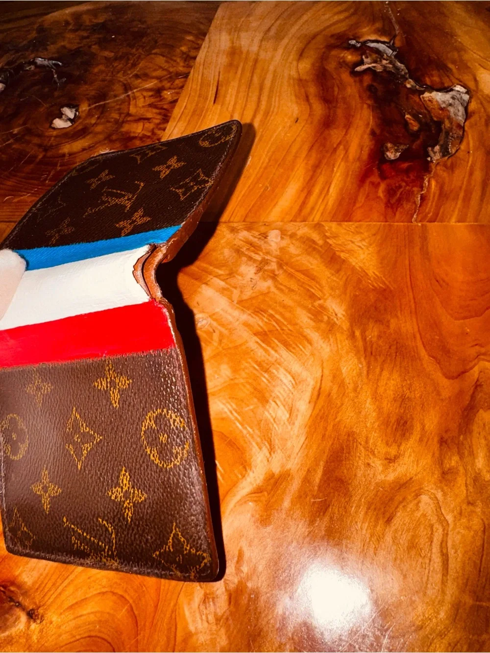 Louis Vuitton reinvented men’s monogram bifold wallet, brown 1997